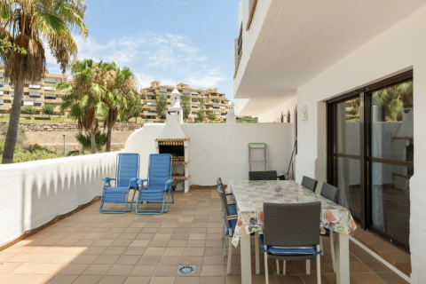 Apartment à vendre Estepona, Malaga, Espagne, 2 chambres, 98 m2 No. 109620 - photo 13