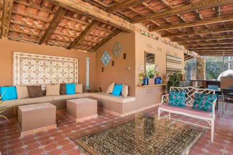 Finca myytävänä Catral, Alicante, Espanja, 7 makuuhuonetta, 396 m2 No. 80949 - kuva 27