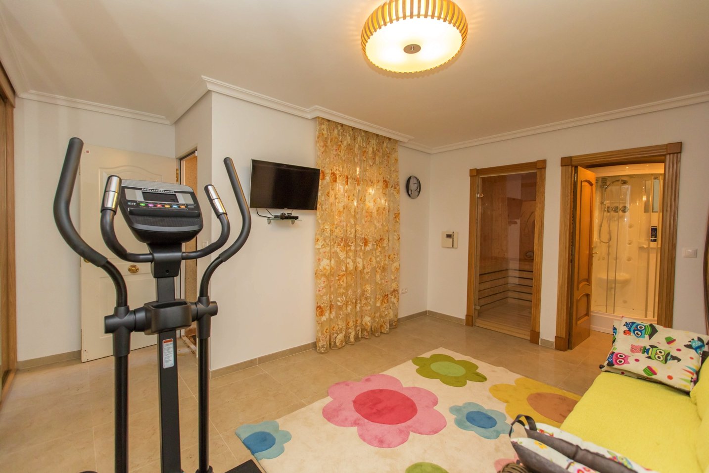 Villa i Punta Prima, Alicante, Spanien 3 sovrum, 181 kvm. Nr. 80951