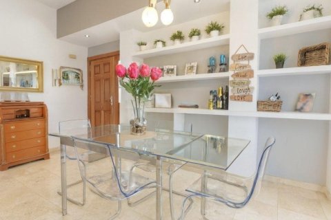 Продажа квартиры в Тенерифе, Испания 2 спальни, 103м2 №194482 - фото 6