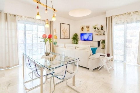 Продажа квартиры в Тенерифе, Испания 2 спальни, 103м2 №194482 - фото 3