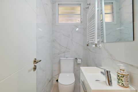 Townhouse à vendre Tiana, Barcelona, Espagne, 4 chambres, 258 m2 No. 133132 - photo 25