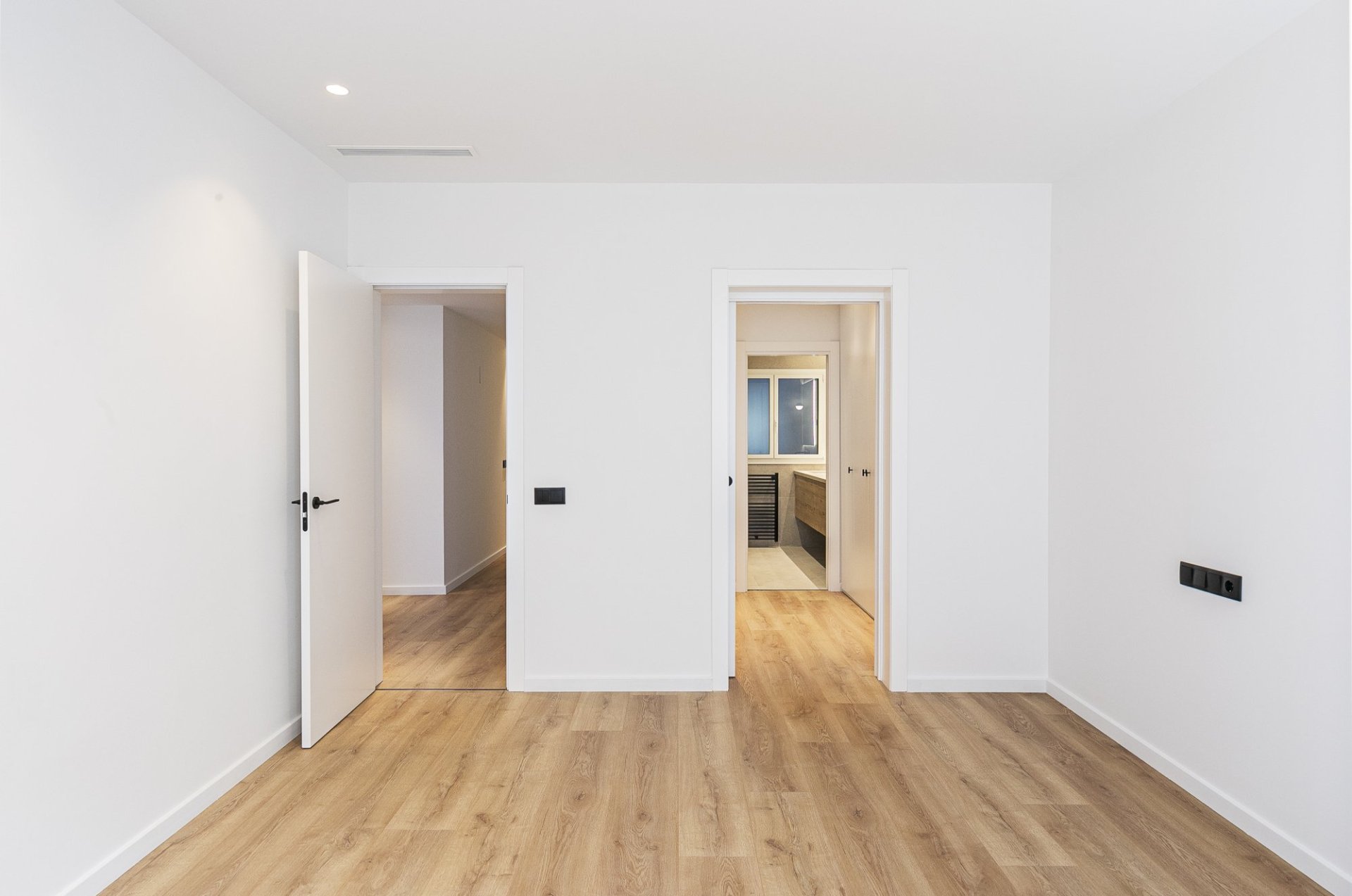 Dzīvoklis Barcelona, Spānijā 3 istabas, 152 m2 Nr. 133136