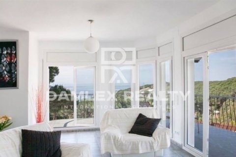 Dom w Lloret de Mar, Girona, Hiszpania 4 sypialnie, 230 mkw. nr 176779 – zdjęcie 8