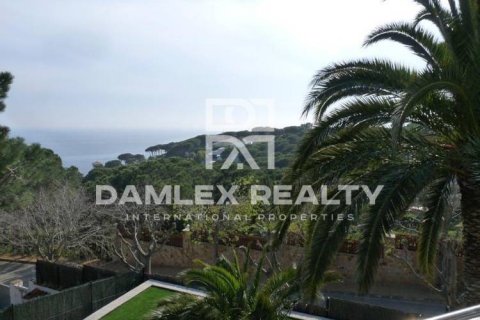 Dom w Lloret de Mar, Girona, Hiszpania 4 sypialnie, 230 mkw. nr 176779 – zdjęcie 3