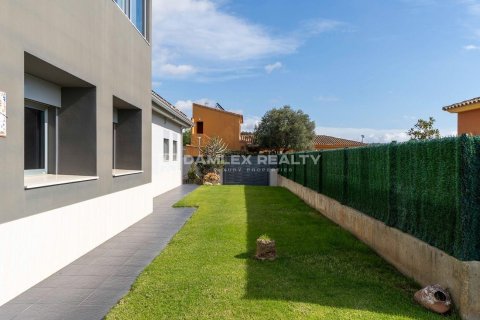 Dom w Palamos, Girona, Hiszpania 3 sypialnie, 390 mkw. nr 176781 – zdjęcie 9