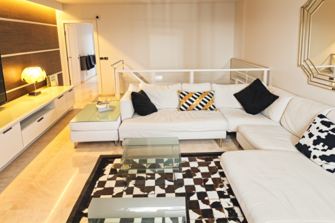 Dzīvoklis īrēšanai Barcelona, Spānijā 5 istabas, 176 m2 Nr. 154288 - attēls 17