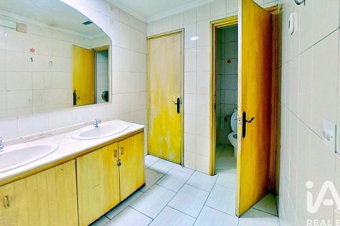 Komerciāls īpašums īrēšanai Alicante, Spānijā 1 istaba, 144 m2 Nr. 154287 - attēls 14