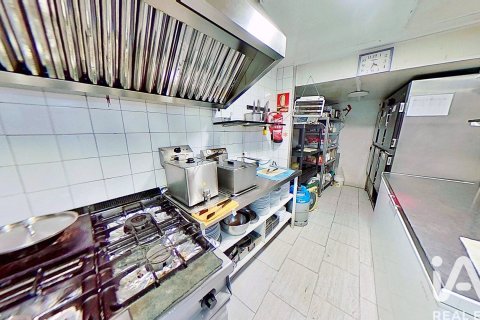 Komerciāls īpašums īrēšanai Alicante, Spānijā 1 istaba, 144 m2 Nr. 154287 - attēls 6