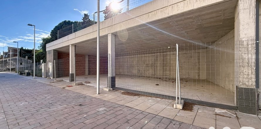 Lokal usługowy w Teia, Barcelona, Hiszpania 185 mkw. nr 154284