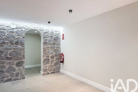 Liikekiinteistö vuokrattavana Vilanova i la Geltru, Barcelona, Espanja , 49 m2 No. 154285 - kuva 5