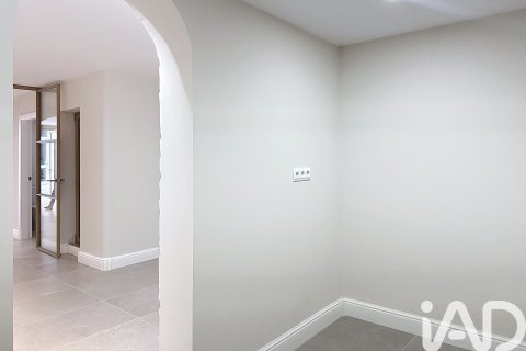 Liikekiinteistö vuokrattavana Vilanova i la Geltru, Barcelona, Espanja , 49 m2 No. 154285 - kuva 7