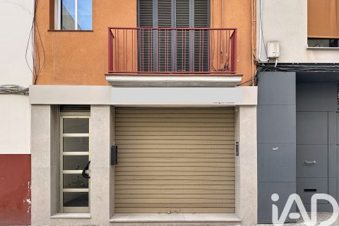 Liikekiinteistö vuokrattavana Vilanova i la Geltru, Barcelona, Espanja , 49 m2 No. 154285 - kuva 19