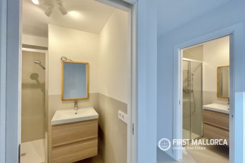 Apartment for rent in Palma de Majorca, Mallorca, Spain 3 bedrooms, 90 sq.m. No. 156220 - photo 10