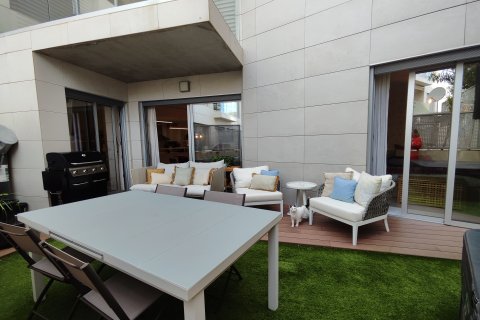 Продажа квартиры в Порт Д'андраткс, Майорка, Испания 3 спальни, 102м2 №156223 - фото 2