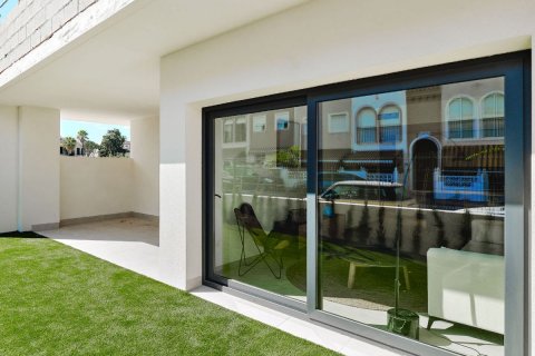 Wohnung zum Verkauf Torrevieja, Alicante, Spanien 2 Schlafzimmer, 102 m2 Nr. 109992 - Foto 2