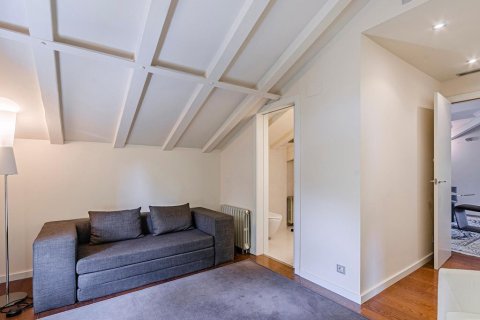 Apartment à vendre Barcelona, Espagne, 4 chambres, 202 m2 No. 133527 - photo 17