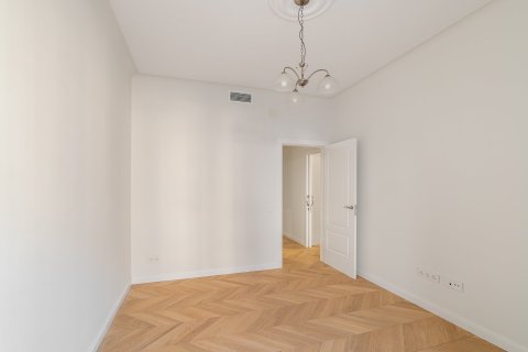 Apartment à vendre Eixample, Barcelona, Espagne, 4 chambres, 140 m2 No. 133524 - photo 7