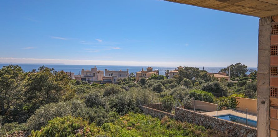 Villa in Cala Pi, Mallorca, Spain 8 bedrooms, 380 sq.m. No. 148084