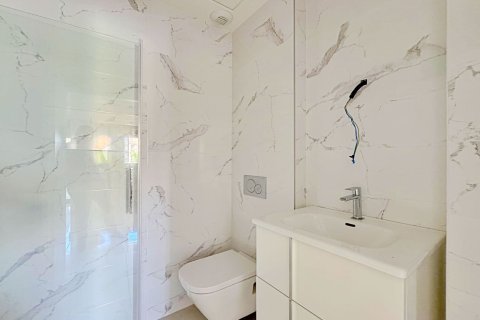 Lägenhet till salu i Villamartin, Alicante, Spanien 2 sovrum, 93 kvm. Nr. 148087 - foto 16