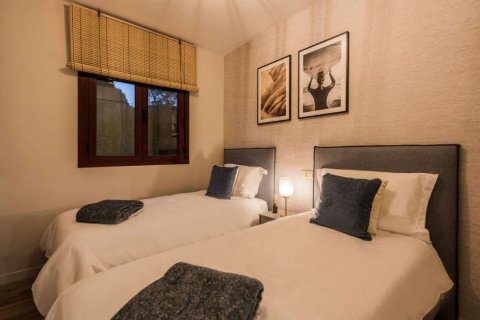 Apartment for sale in Benahavis, Malaga, Spain 3 bedrooms, 131 sq.m. No. 181532 - photo 22