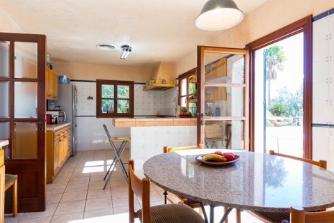 Продажа виллы в Санта-Мария-дель-Ками, Майорка, Испания 3 спальни, 249м2 №148009 - фото 8