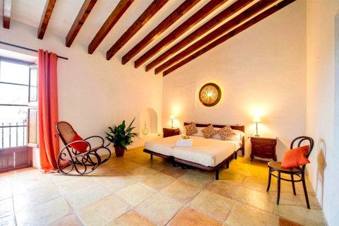 Gewerbeimmobilien zum Verkauf in Felanitx, Mallorca, Spanien 12 Schlafzimmer, 1500 m2 Nr. 148011 - Foto 17