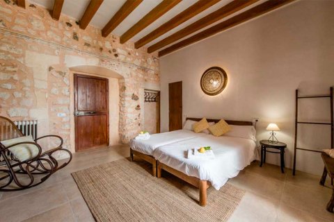 Gewerbeimmobilien zum Verkauf in Felanitx, Mallorca, Spanien 12 Schlafzimmer, 1500 m2 Nr. 148011 - Foto 22