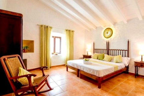 Gewerbeimmobilien zum Verkauf in Felanitx, Mallorca, Spanien 12 Schlafzimmer, 1500 m2 Nr. 148011 - Foto 18