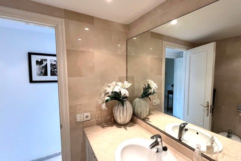 Apartament Nova Santa Ponsa, Mallorca, Hiszpania 3 sypialnie, 144 mkw. nr 137540 – zdjęcie 16