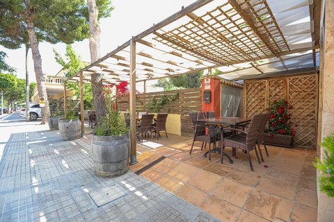 Propiedad comercial en Port Adriano, Mallorca, España 3 dormitorios, 360 m2 No. 155317