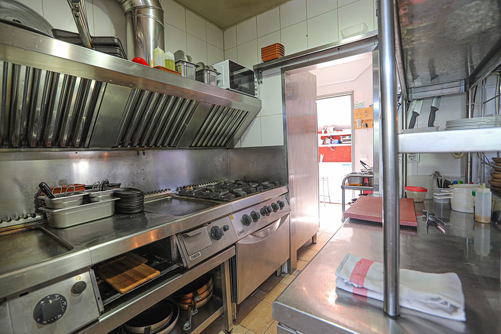 Commercial property à Port Adriano, Mallorca, Espagne 3 chambres, 360 m2 No. 155317