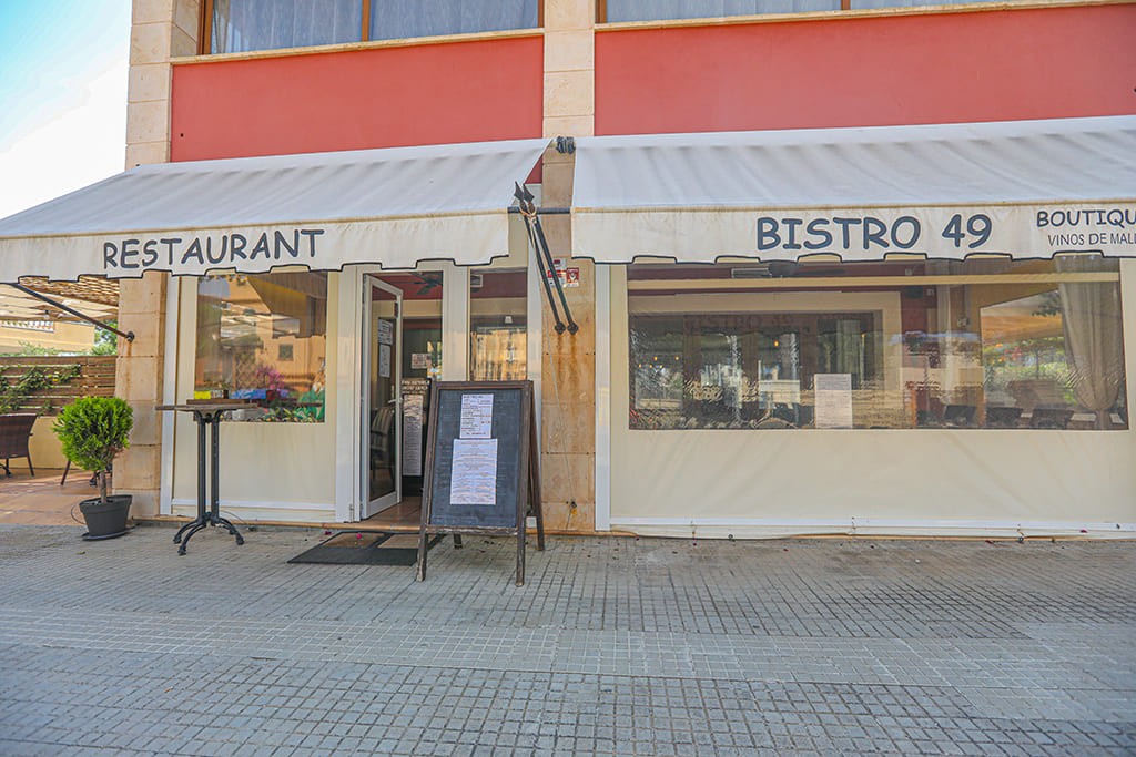 Commercial property à Port Adriano, Mallorca, Espagne 3 chambres, 360 m2 No. 155317