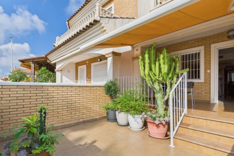Radhus i Los Alcazares, Murcia, Spanien 3 sovrum,  Nr. 167602