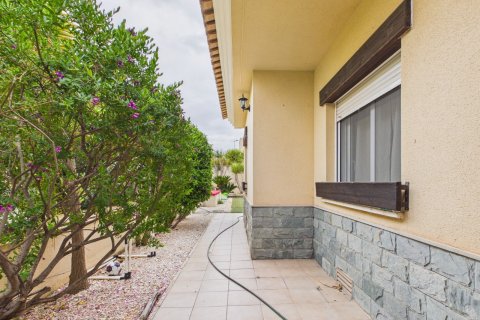 Villa à vendre à Gea Y Truyols, Murcia, Espagne, 3 chambres,  No. 167605 - photo 12