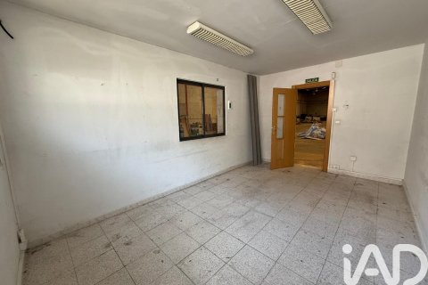 Lokal usługowy w Santovenia de la Valdoncina, Leon, Hiszpania 900 mkw. nr 173194 – zdjęcie 9