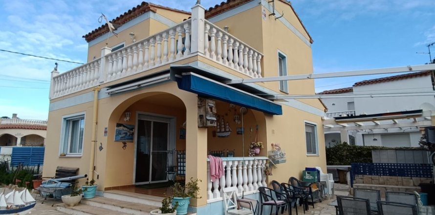 Huoneisto L'Ametlla de Mar, Tarragona, Espanja 3 makuuhuonetta, 110 m2 No. 173191