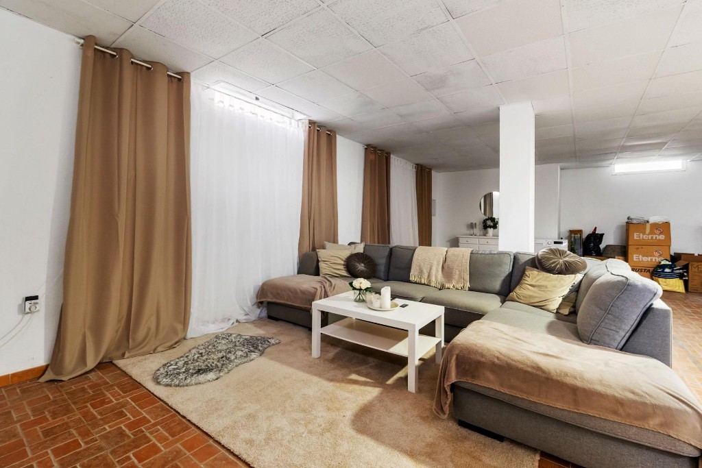 Huvila Villamartin, Alicante, Espanja 3 makuuhuonetta, 213 m2 No. 145314