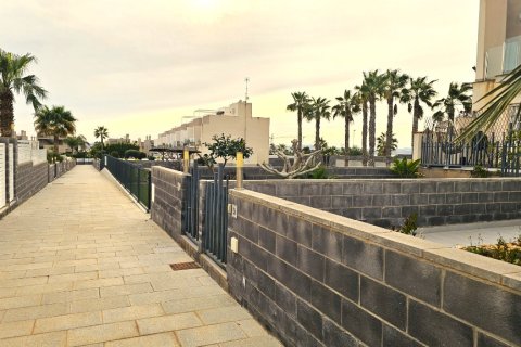 Kaupunkipientalo myytävänä Torrevieja, Alicante, Espanja, 2 makuuhuonetta, 115 m2 No. 145312 - kuva 20