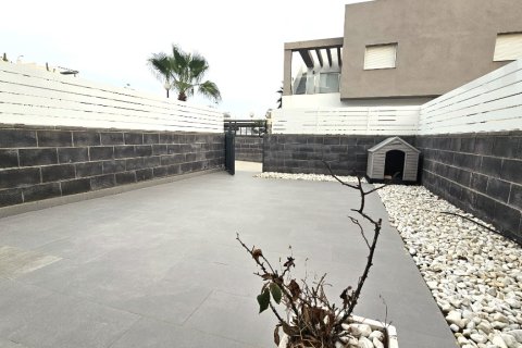 Kaupunkipientalo myytävänä Torrevieja, Alicante, Espanja, 2 makuuhuonetta, 115 m2 No. 145312 - kuva 19