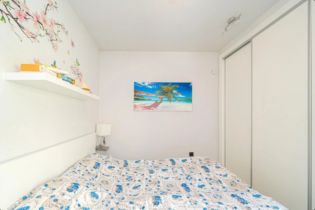 Radhus i Alicante, Spanien 3 sovrum, 83 kvm. Nr. 145317