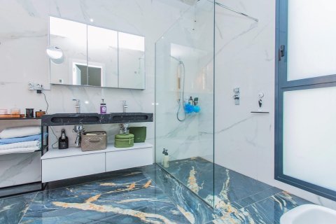 Villa en venta en Campoamor, Alicante, España 6 dormitorios, 450 m2 No. 145318 - foto 16