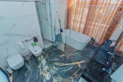 Villa en venta en Campoamor, Alicante, España 6 dormitorios, 450 m2 No. 145318 - foto 15