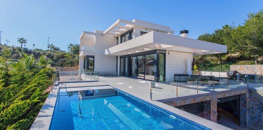 Villa en Campoamor, Alicante, España 6 dormitorios, 450 m2 No. 145318