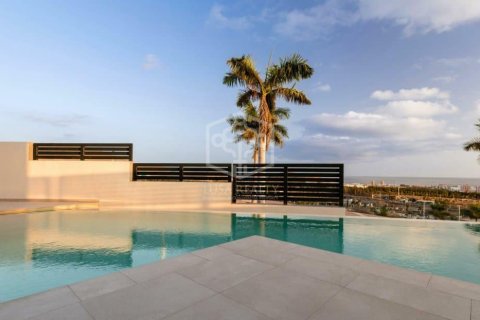 Villa for sale in Adeje, Tenerife, Spain 3 bedrooms, 364 sq.m. No. 161040 - photo 8