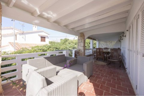 Villa for sale in Sant Lluis, Menorca, Spain 3 bedrooms, 109 sq.m. No. 161035 - photo 3