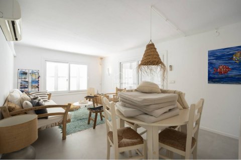 Villa for sale in Sant Lluis, Menorca, Spain 3 bedrooms, 109 sq.m. No. 161035 - photo 6