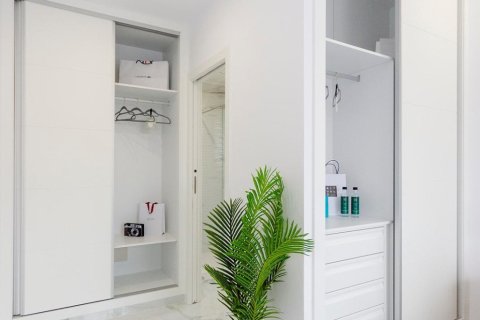 Villa in vendita a Torrevieja, Alicante, Spagna 3 camere da letto, 105 mq. N° 142294 - foto 17