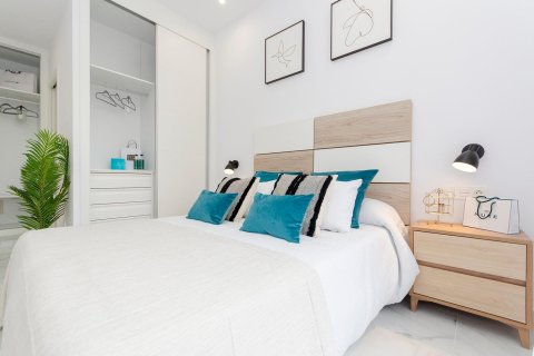 Villa in vendita a Torrevieja, Alicante, Spagna 3 camere da letto, 105 mq. N° 142294 - foto 15