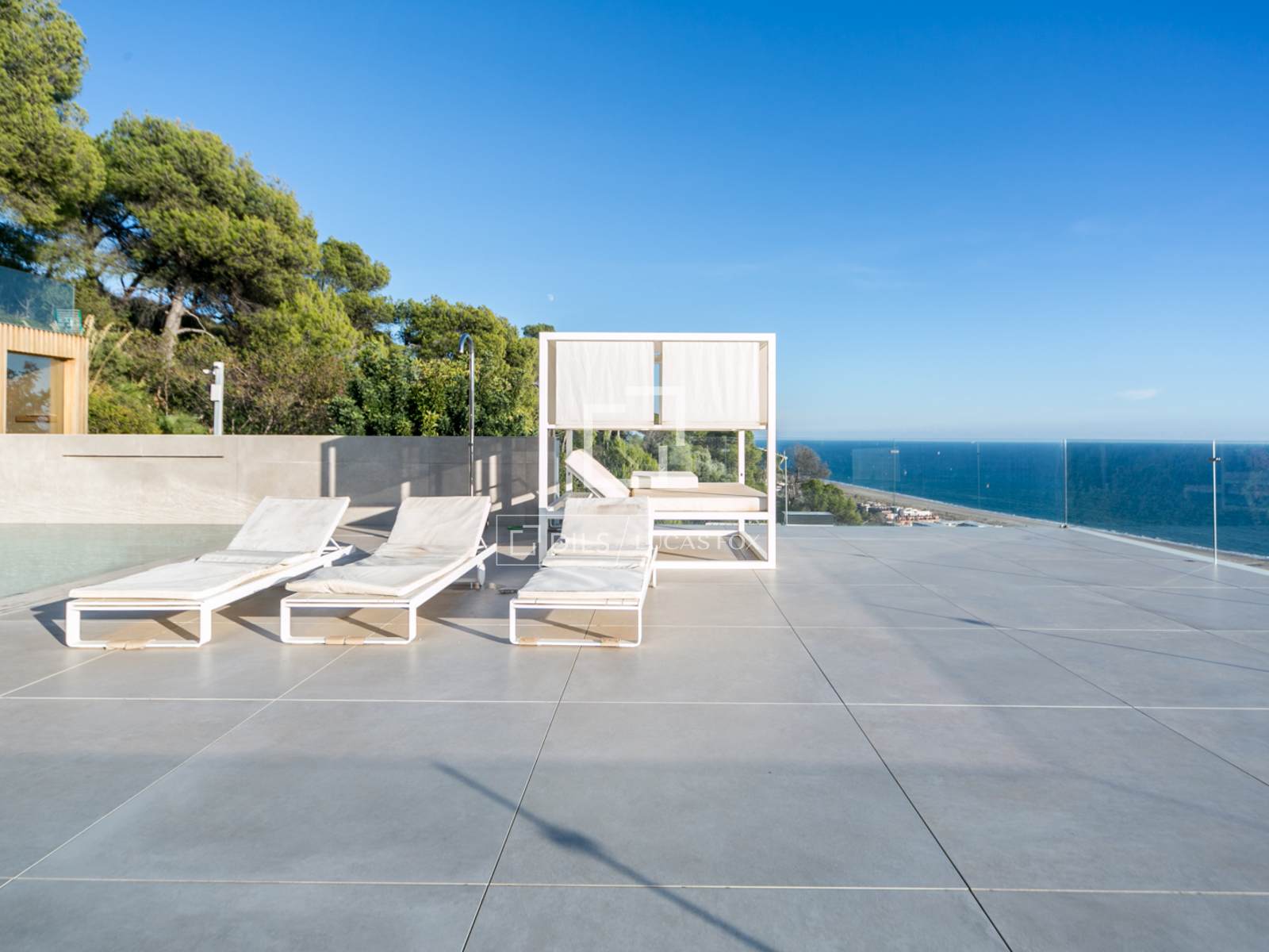 Huvila Castelldefels, Barcelona, Espanja 6 makuuhuonetta, 400 m2 No. 150350